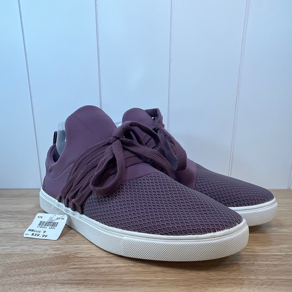 NWT BRASH purple Womans athletic sneaker size 9‎ - Picture 1 of 10